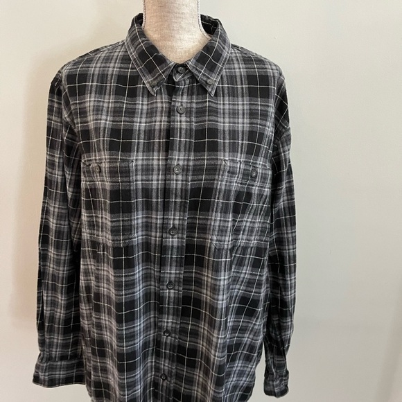 Outdoor Life Other - Outdoor Life size extra Large 100% cotton black and grey flannel.